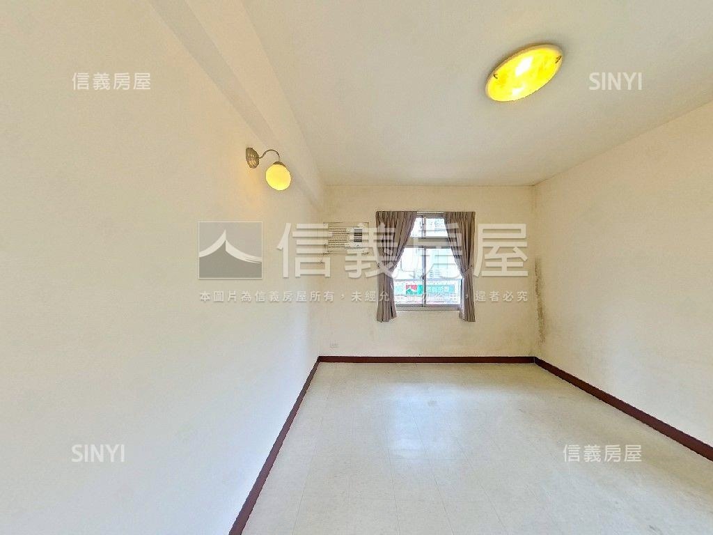 近新店區公所捷運【３樓】房屋室內格局與周邊環境