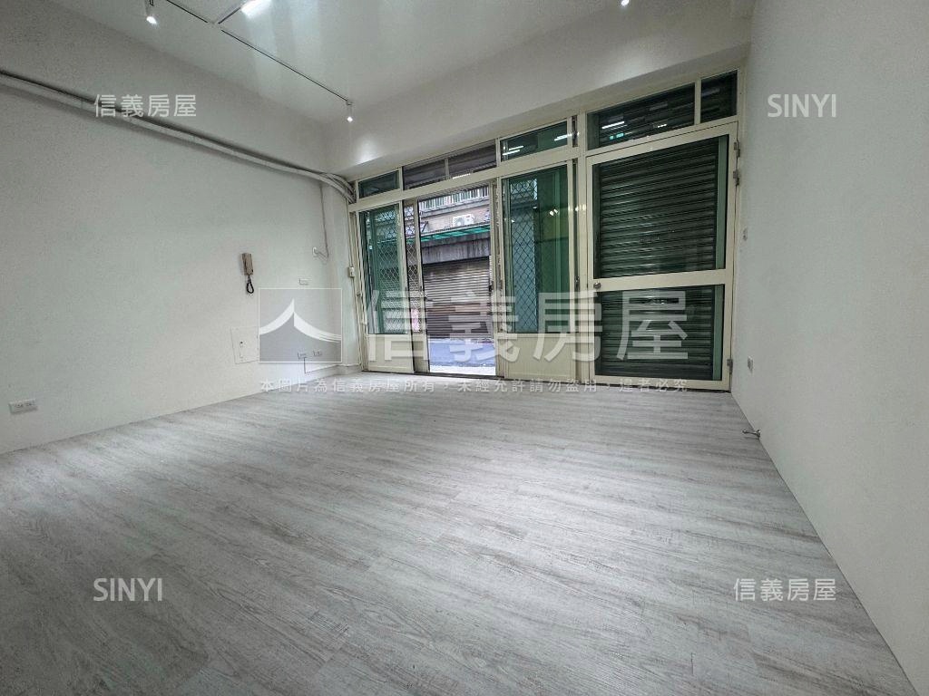 水湳金鑽店面房屋室內格局與周邊環境