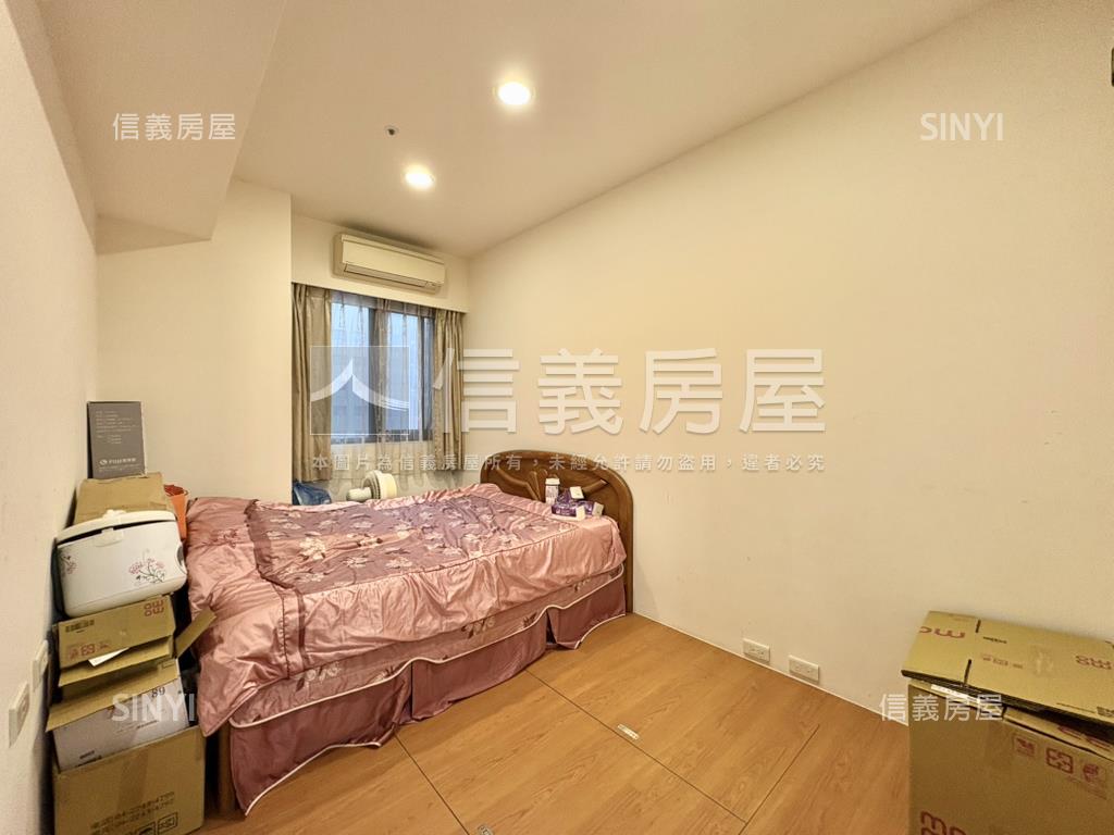 皇翔玉鼎。採光２５樓房屋室內格局與周邊環境