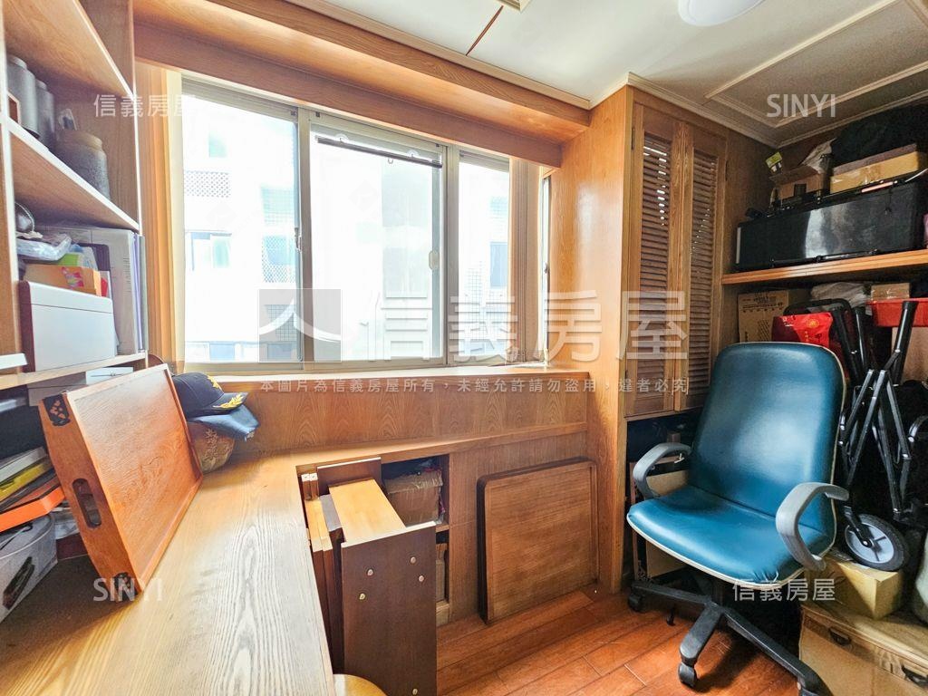 中壢成家美屋３房雙車位房屋室內格局與周邊環境
