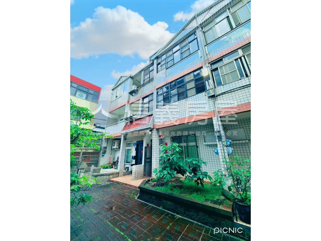 鷹王大新竹中庭社區別墅房屋室內格局與周邊環境