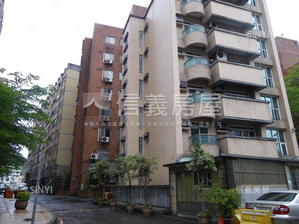 青梅竹馬樓中樓房屋室內格局與周邊環境
