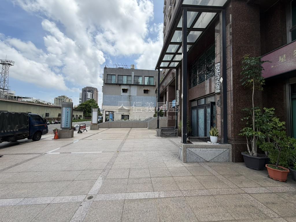 近火車站自住投資兩相宜房屋室內格局與周邊環境