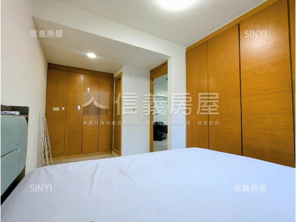 捷運。學區。名家二房房屋室內格局與周邊環境