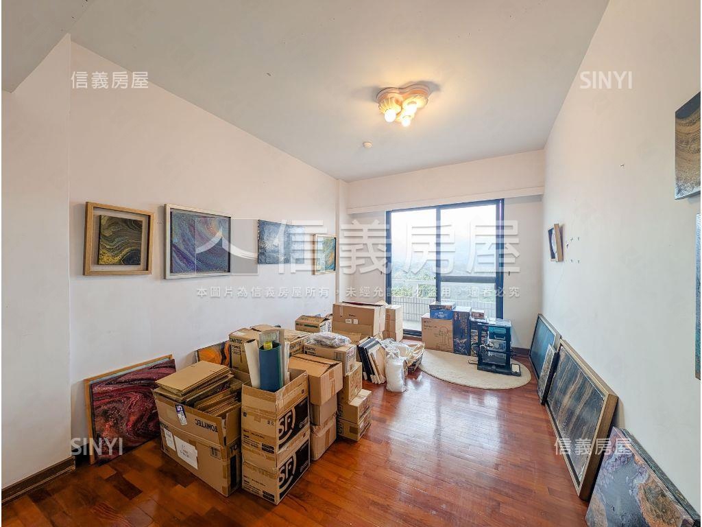 涵碧樓眺望山景大戶房屋室內格局與周邊環境