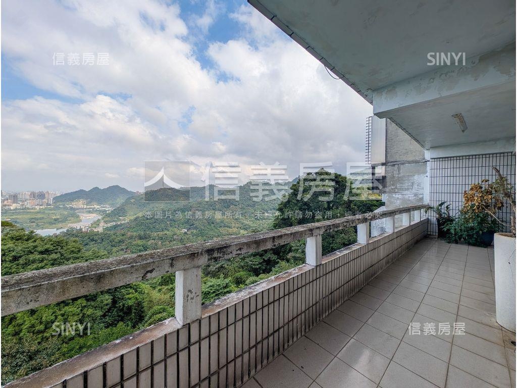 涵碧樓眺望山景大戶房屋室內格局與周邊環境