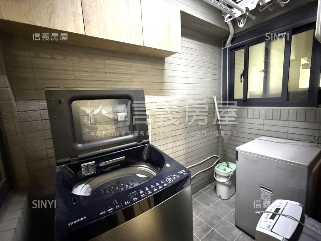 勤樸富邑兩房車位房屋室內格局與周邊環境