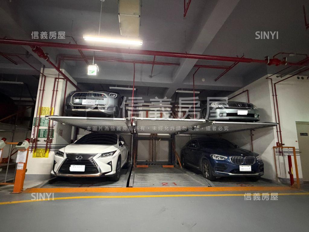 勤樸富邑兩房車位房屋室內格局與周邊環境