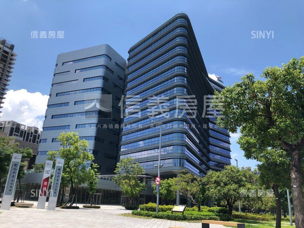 勤樸富邑兩房車位房屋室內格局與周邊環境