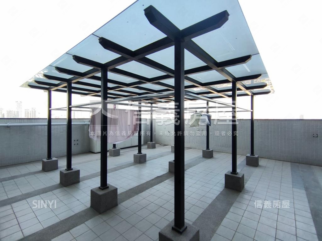 棋琴十八質感裝潢三房平車房屋室內格局與周邊環境