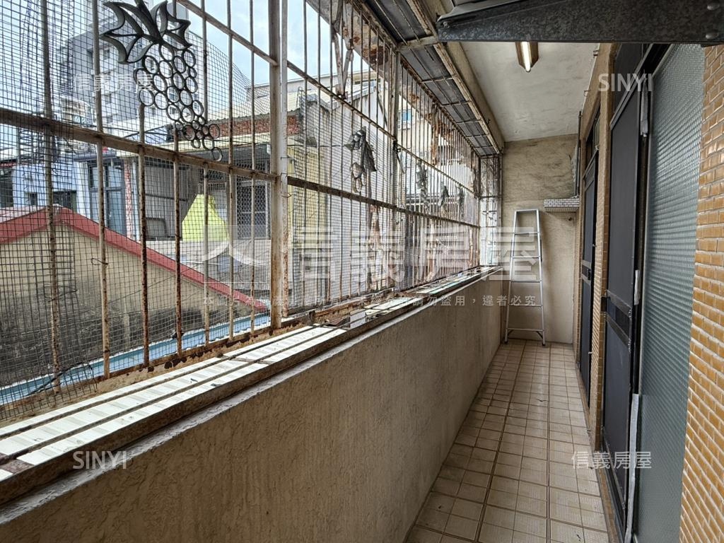 近孔廟建興２樓寓房屋室內格局與周邊環境