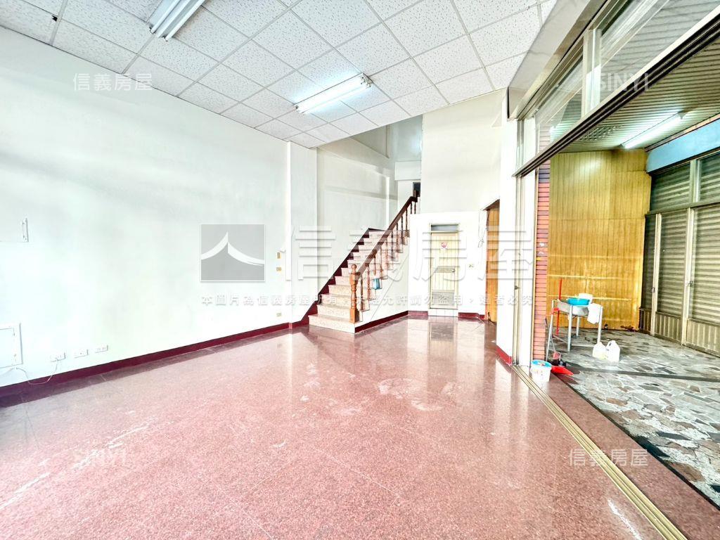 大里地５３坪傳家角店房屋室內格局與周邊環境