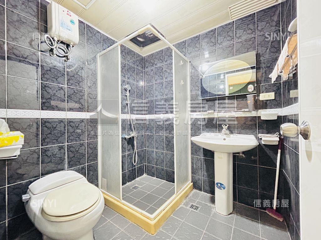 近南崁交流道採光美宅房屋室內格局與周邊環境