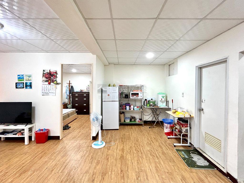 西藏路龍虎帶裝潢２房房屋室內格局與周邊環境