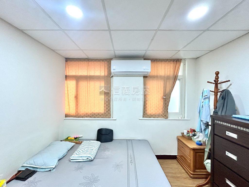 西藏路龍虎帶裝潢２房房屋室內格局與周邊環境