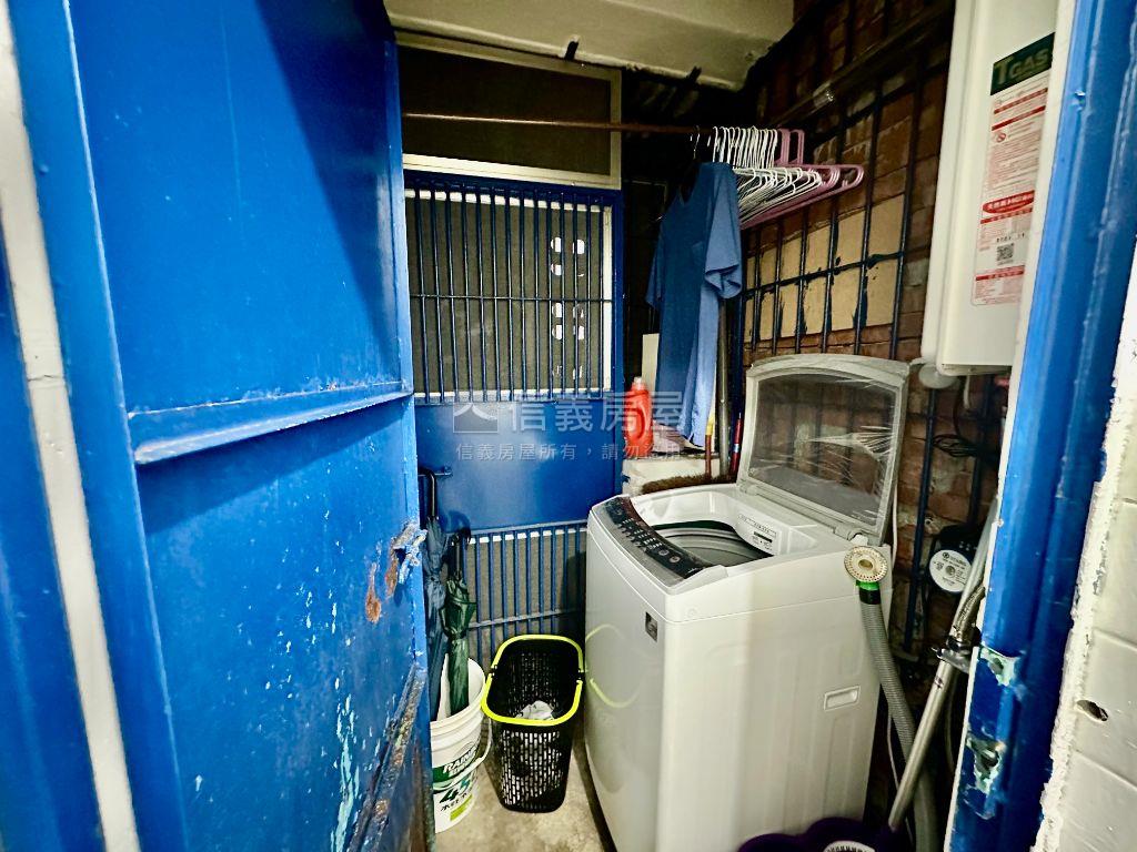 西藏路龍虎帶裝潢２房房屋室內格局與周邊環境