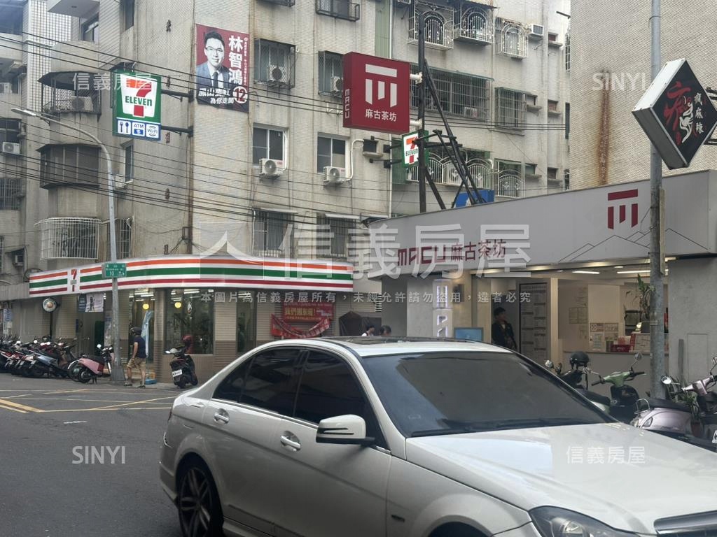 文山特區鬧市雙店面房屋室內格局與周邊環境