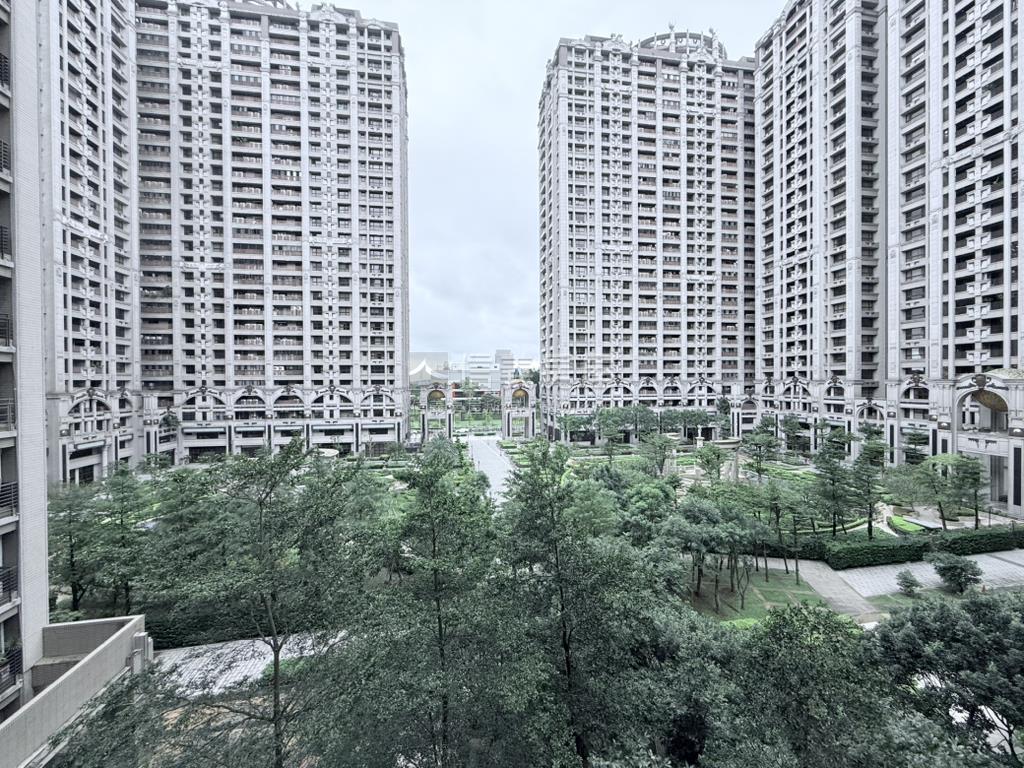 活力噴泉景觀質感三房車位房屋室內格局與周邊環境