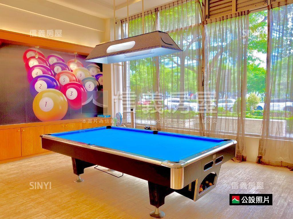 凡爾賽一樓大店面房屋室內格局與周邊環境