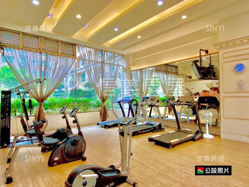 凡爾賽一樓大店面房屋室內格局與周邊環境