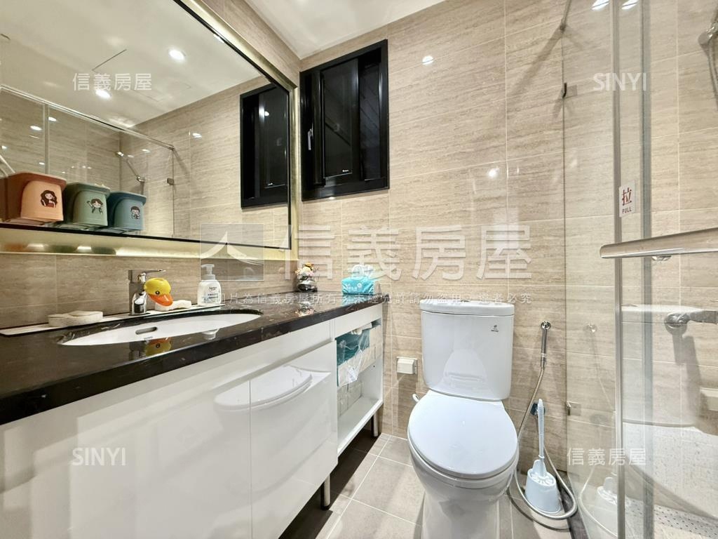 富宇雙學苑高樓精裝美屋房屋室內格局與周邊環境