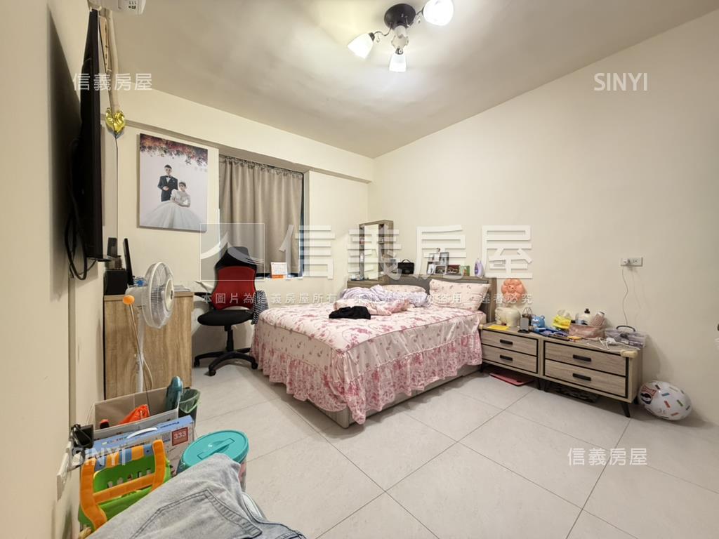 溪崑二街精裝美三樓房屋室內格局與周邊環境