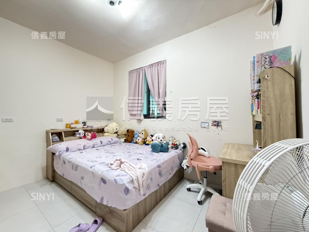 溪崑二街精裝美三樓房屋室內格局與周邊環境