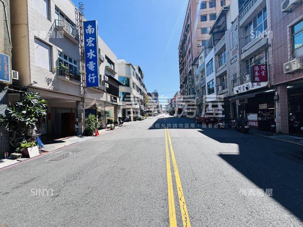 苓雅二路正路透店房屋室內格局與周邊環境