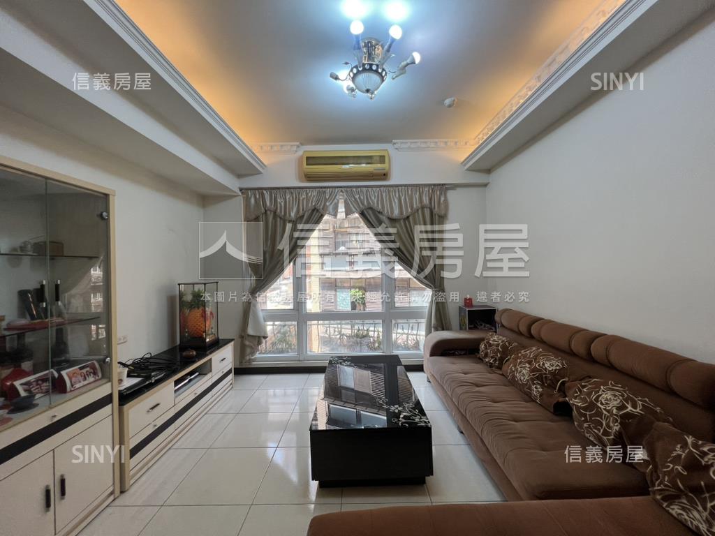 麗池經典４房有車位房屋室內格局與周邊環境