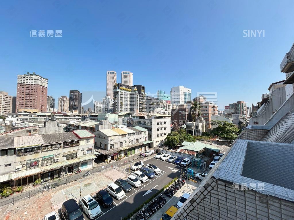 四房模範街次頂樓華廈房屋室內格局與周邊環境