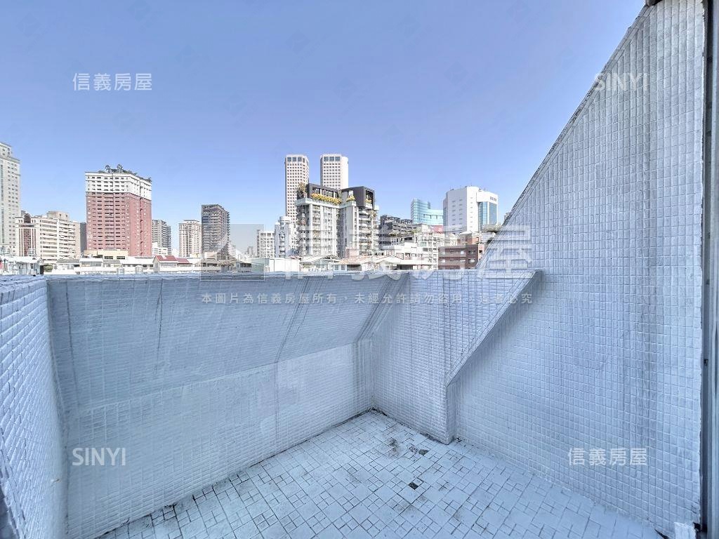 四房模範街次頂樓華廈房屋室內格局與周邊環境