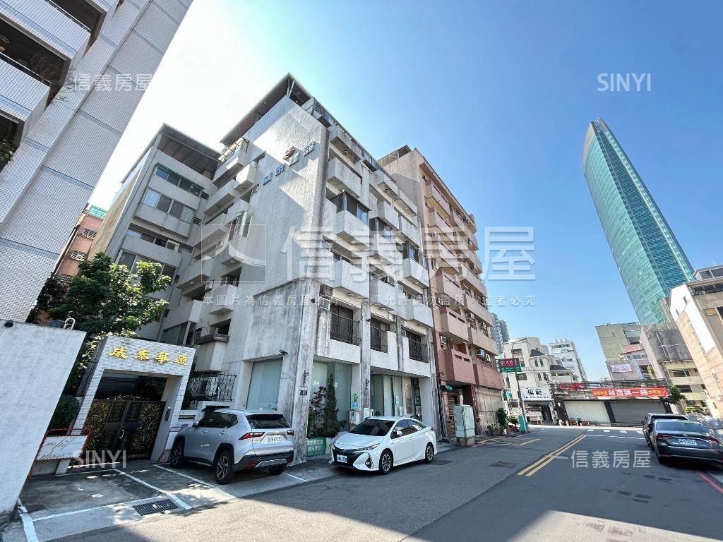 四房模範街次頂樓華廈房屋室內格局與周邊環境