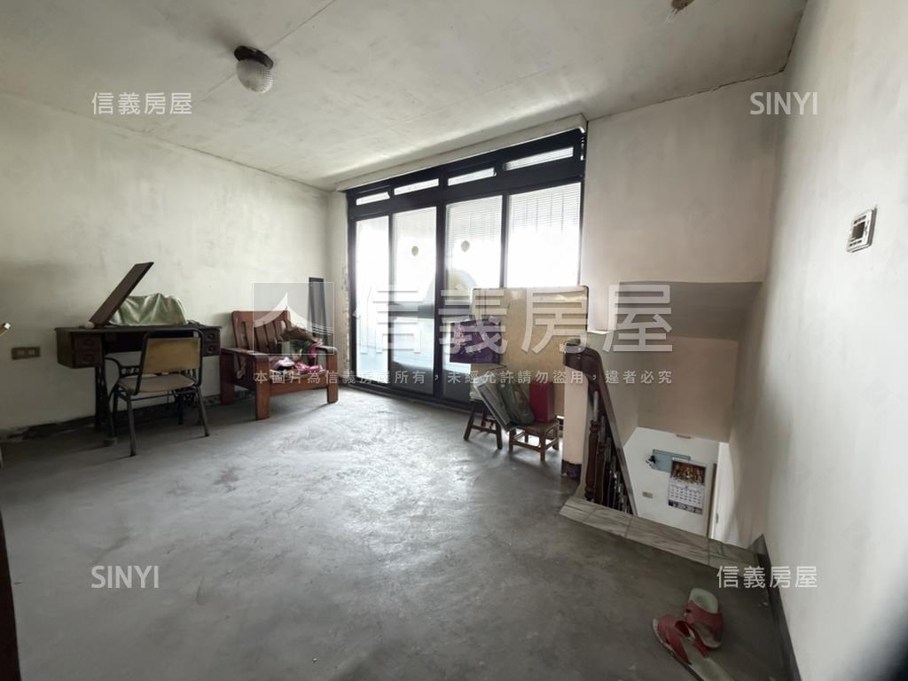 文化中心低總價置產聖品房屋室內格局與周邊環境