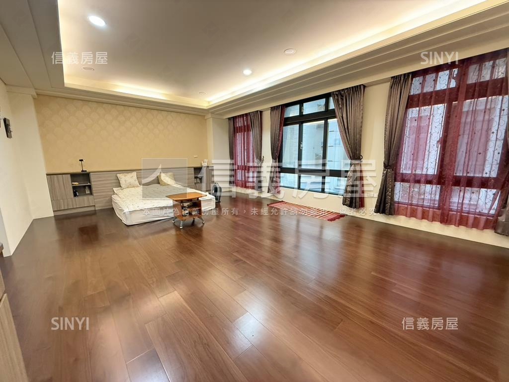 南興榮耀帝景百坪豪墅房屋室內格局與周邊環境