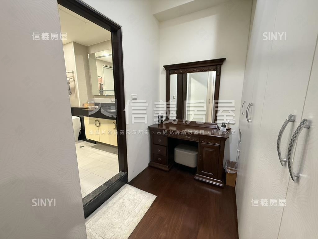 南興榮耀帝景百坪豪墅房屋室內格局與周邊環境