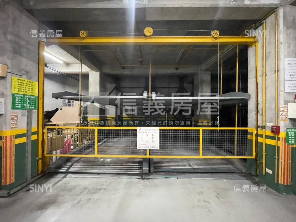 景華街稀有獨立產權的車位房屋室內格局與周邊環境