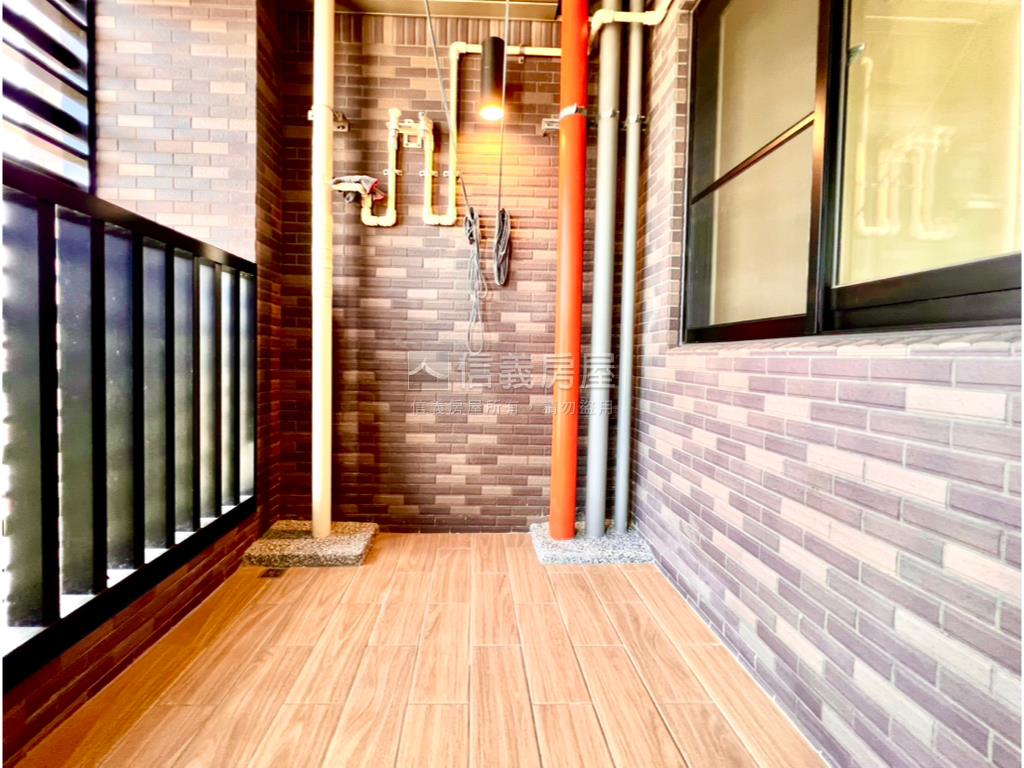 新居落成頂溪捷運高樓兩房房屋室內格局與周邊環境