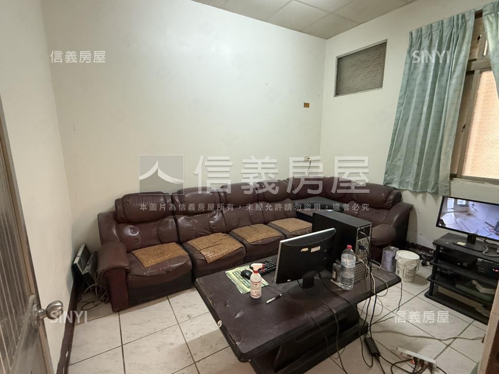 中山路大面寬透天房屋室內格局與周邊環境
