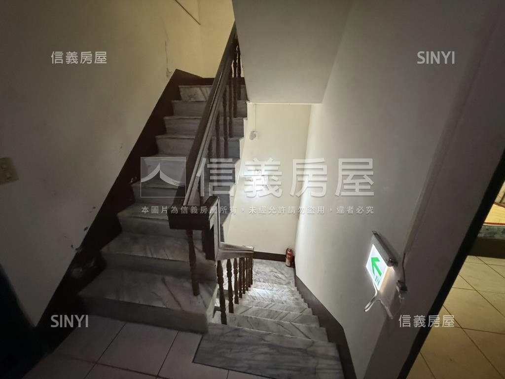 中山路大面寬透天房屋室內格局與周邊環境