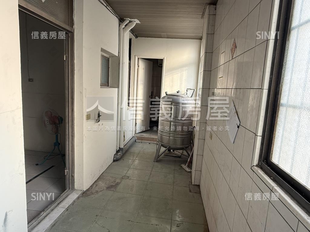 中山路大面寬透天房屋室內格局與周邊環境