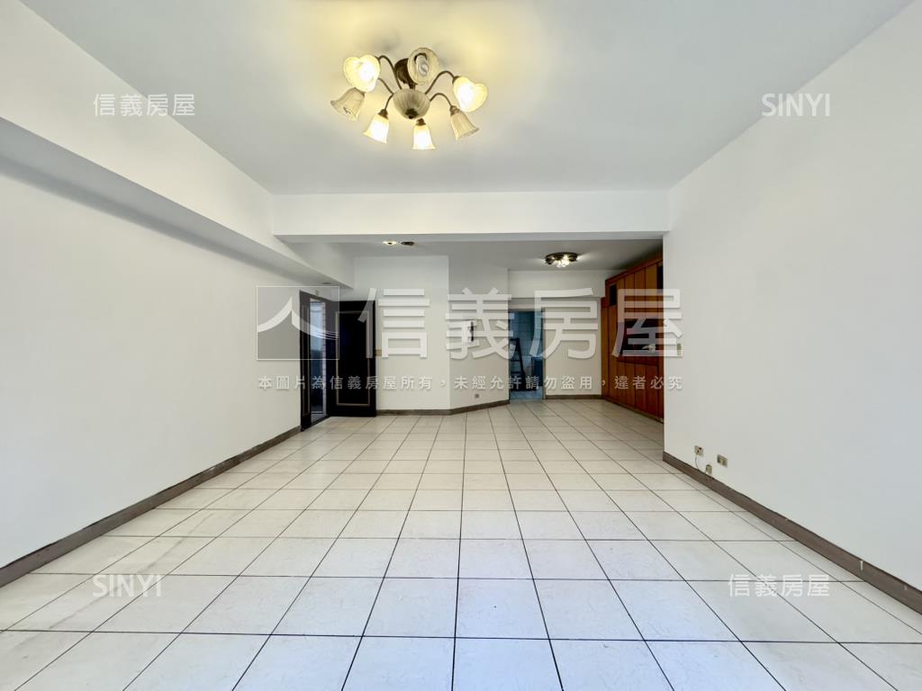 觀天下方正大四房房屋室內格局與周邊環境