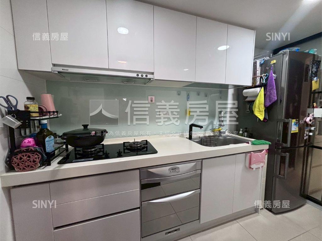 興希望精緻雅居山景大兩房房屋室內格局與周邊環境