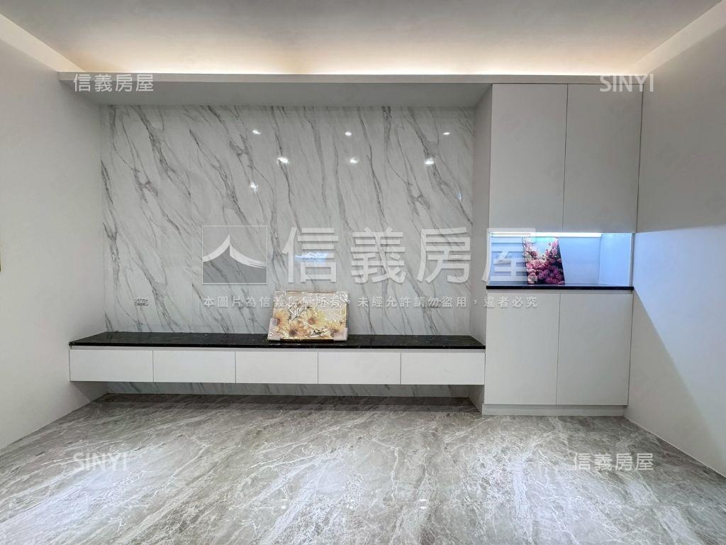 近東區朝南裝潢車墅房屋室內格局與周邊環境