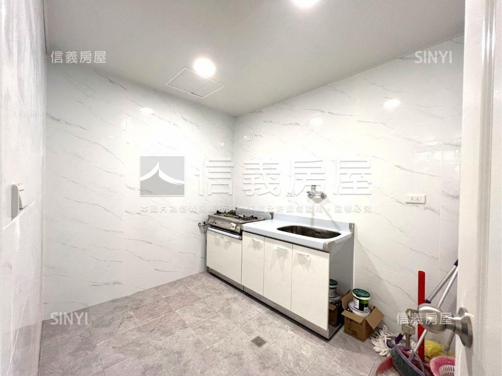 世貿１０１極致景觀房屋室內格局與周邊環境