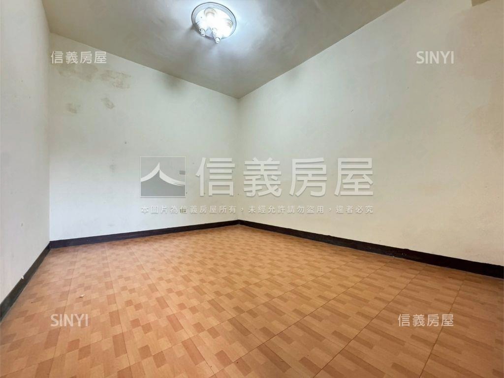 化成方便停車透天廠房房屋室內格局與周邊環境