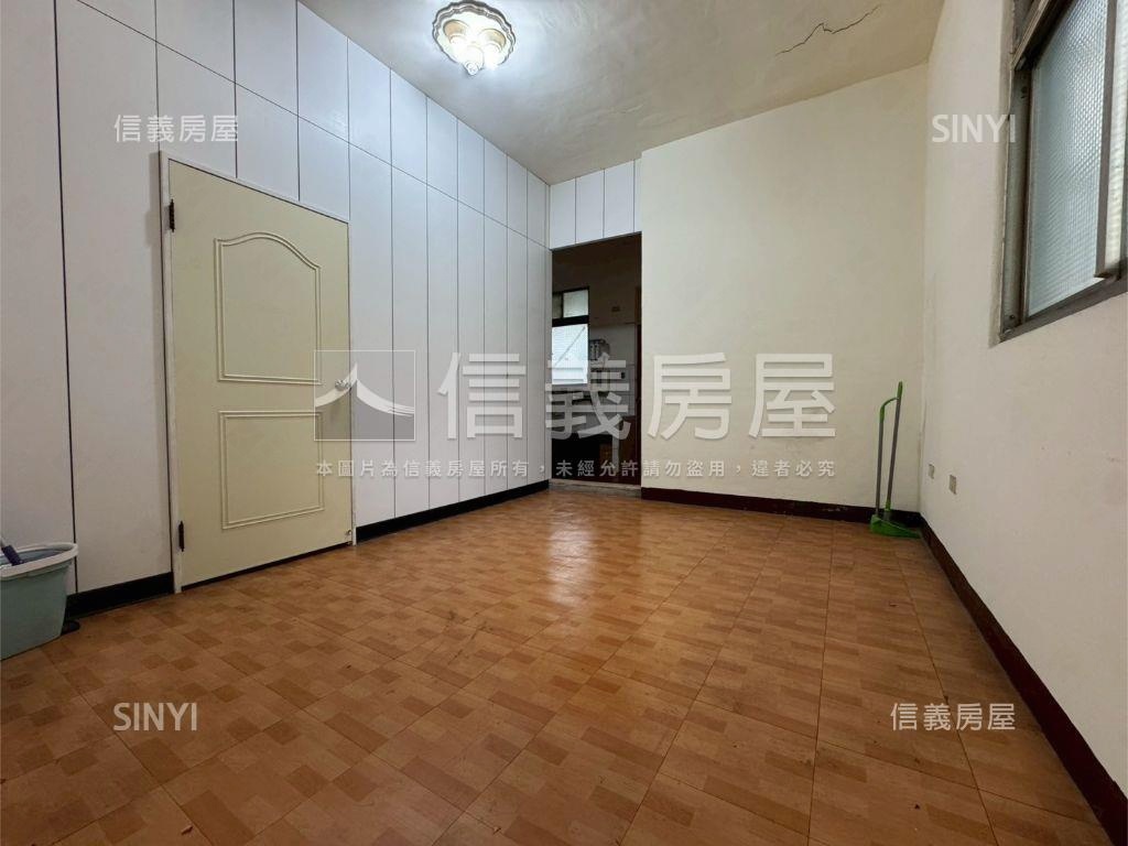 化成方便停車透天廠房房屋室內格局與周邊環境
