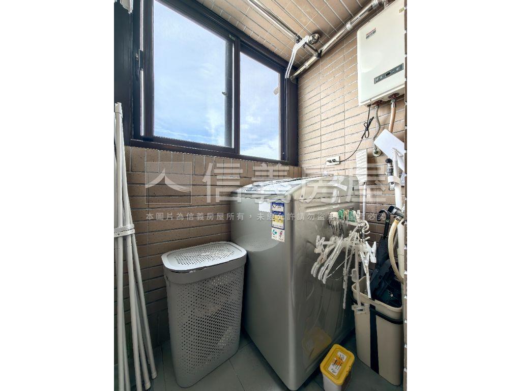 專任寶麗金兩房採光宅房屋室內格局與周邊環境