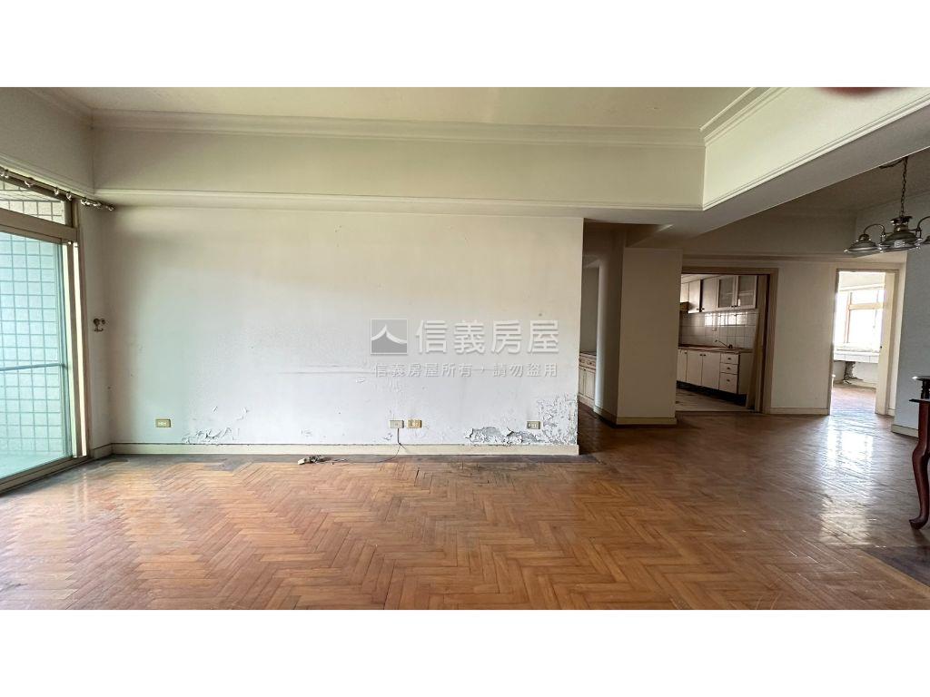 清溪翠堤河景大三房房屋室內格局與周邊環境