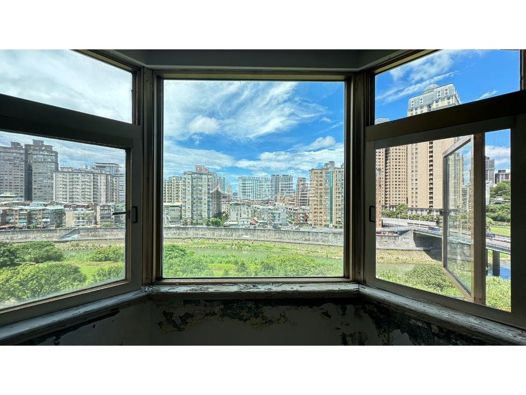 清溪翠堤河景大三房房屋室內格局與周邊環境