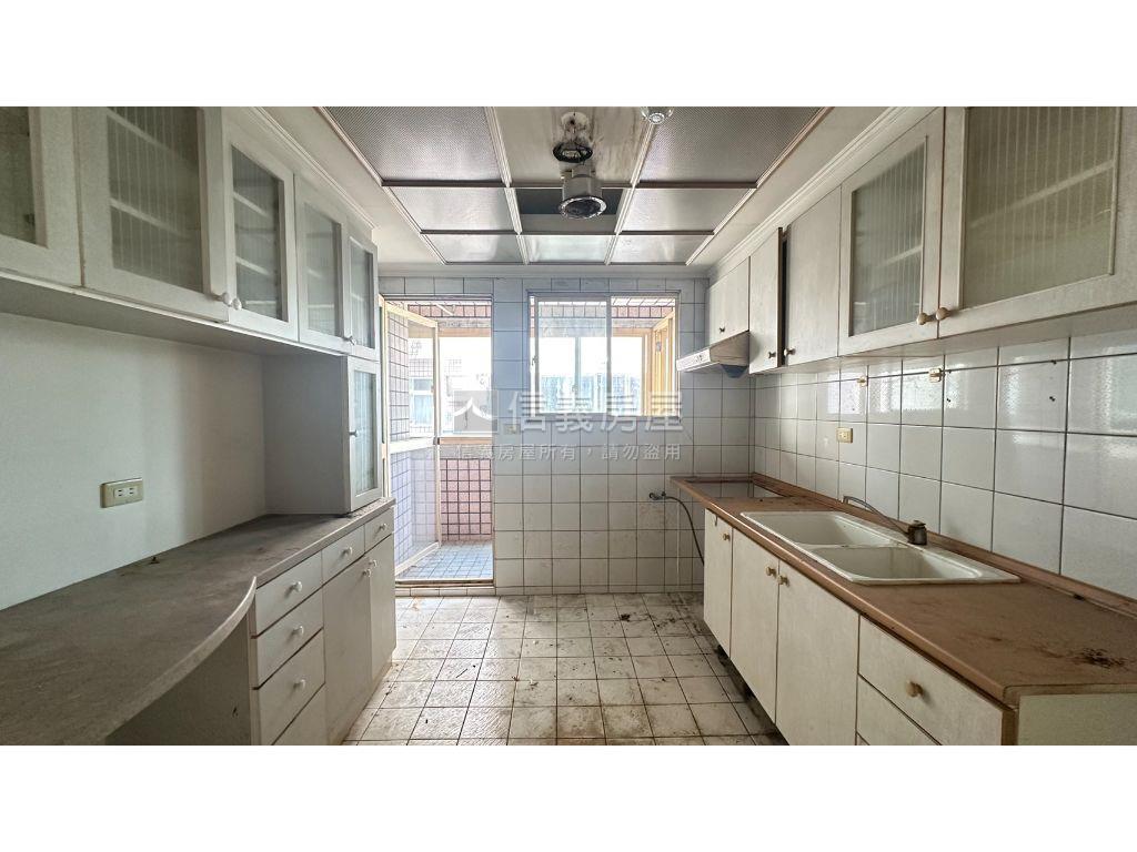 清溪翠堤河景大三房房屋室內格局與周邊環境